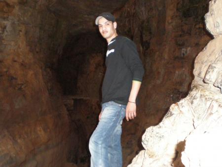 ana fdakhal dyal l5arrr li 3ando chi sahbdo kaydawz tama hahah ???